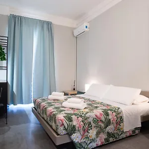Guest house O Magenta Baylon, Rome